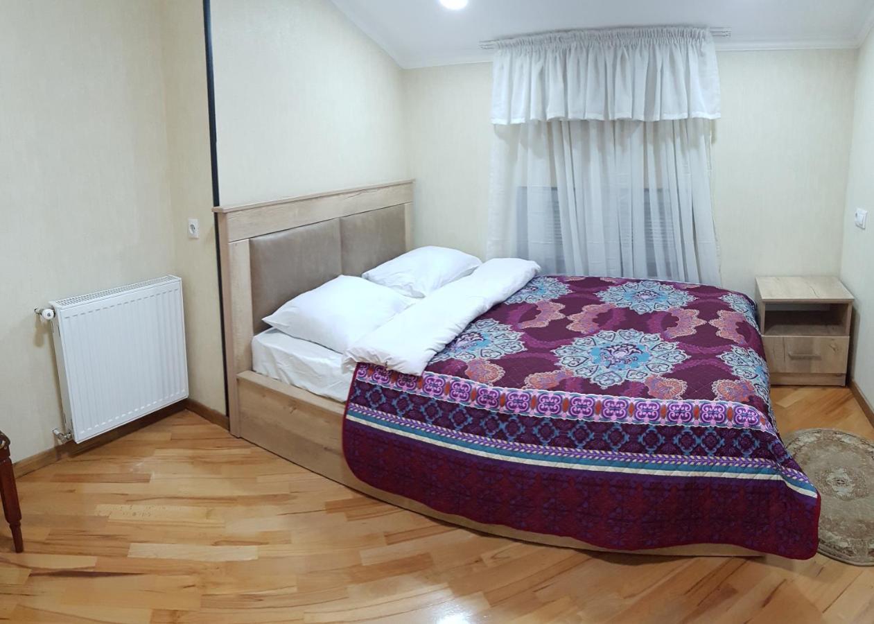 Guest House 15A Кутаїсі Екстер'єр фото