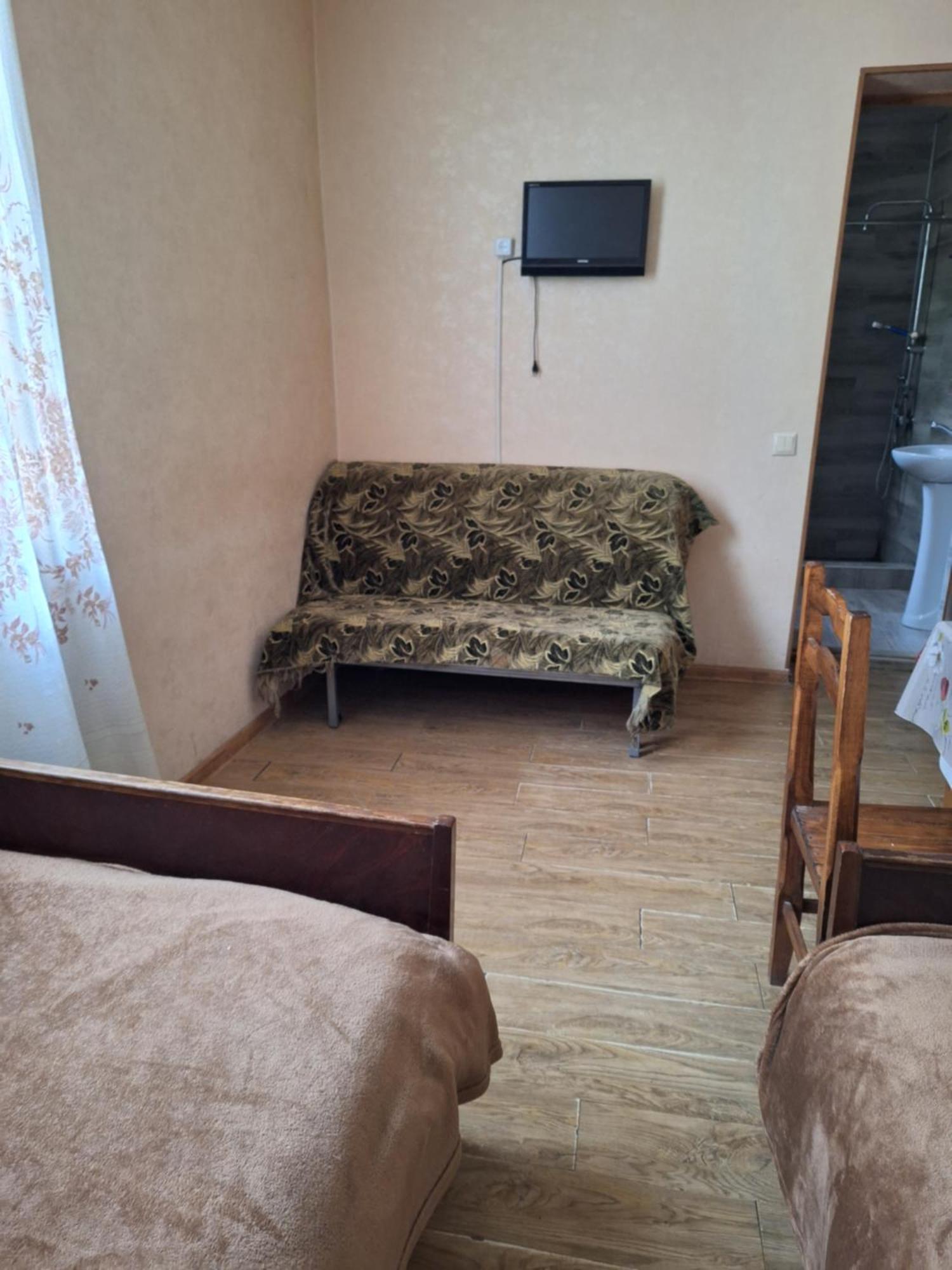 Guest House 15A Кутаїсі Екстер'єр фото