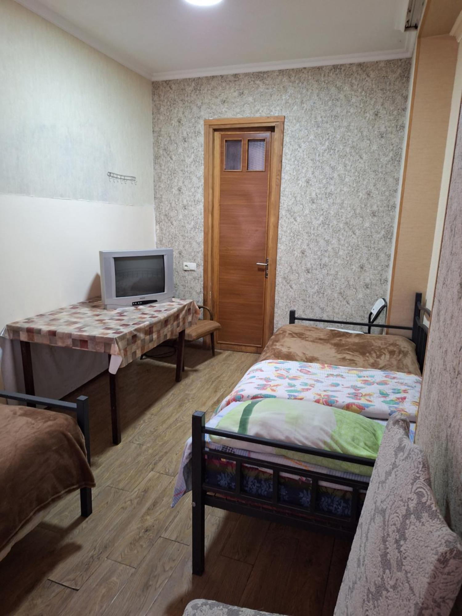 Guest House 15A Кутаїсі Екстер'єр фото