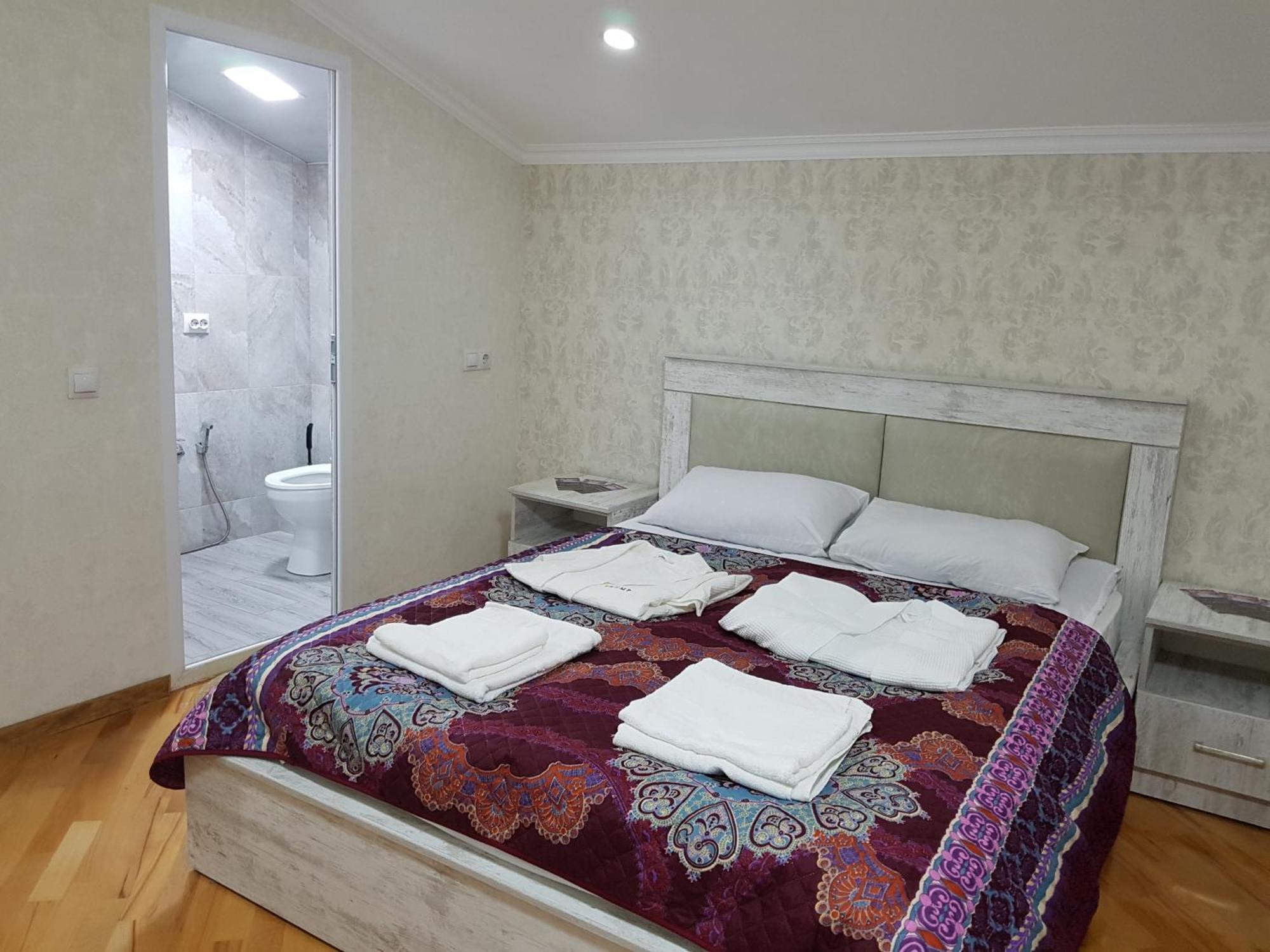 Guest House 15A Кутаїсі Екстер'єр фото