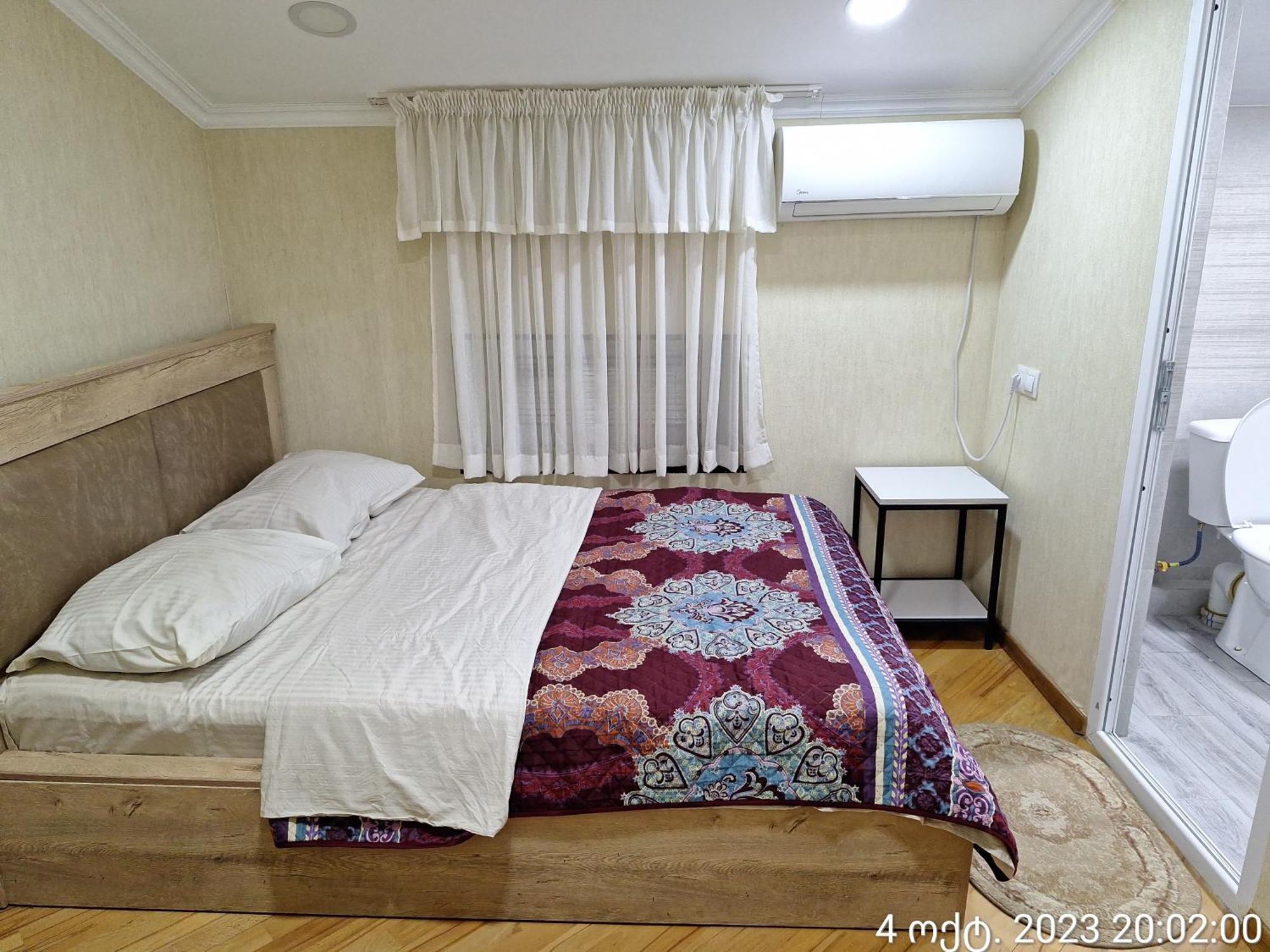 Guest House 15A Кутаїсі Екстер'єр фото